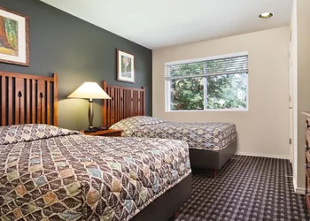 WorldMark Bass Lake hotel thumbnail 4