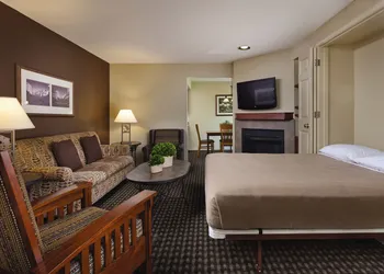 WorldMark Bass Lake hotel thumbnail 7