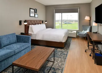 Four Points by Sheraton Kansas City Olathe hotel thumbnail 6