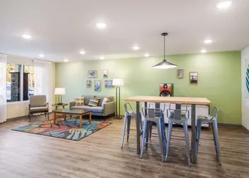 WoodSpring Suites Jacksonville Baymeadows hotel thumbnail 4