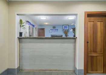 Americas Best Value Inn Fargo hotel thumbnail 3