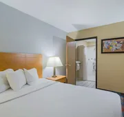 Americas Best Value Inn Fargo hotel detail image 4