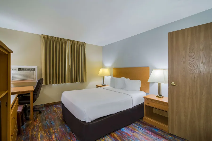 Americas Best Value Inn Fargo hotel detail image 6