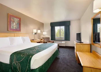 Travelodge by Wyndham Yermo hotel thumbnail 6