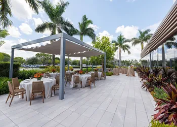 AC Hotel Fort Lauderdale Sawgrass Mills / Sunrise hotel thumbnail 5