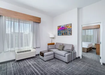 TownePlace Suites by Marriott Chicago Waukegan/Gurnee hotel thumbnail 4