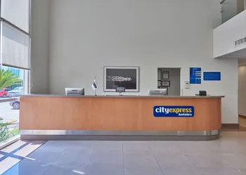 City Express by Marriott Mazatlán hotel thumbnail 2