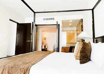 Krystal Grand Cancun All Inclusive hotel thumbnail 6