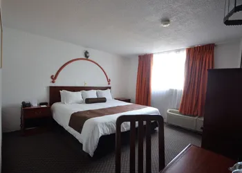 Howard Johnson Calle Real Morelia hotel thumbnail 4