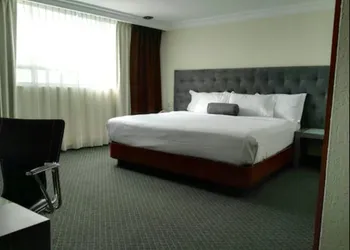 Best Western Plus Gran Marques hotel thumbnail 6