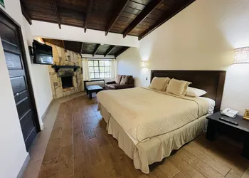 Hotel Chipinque hotel thumbnail 6