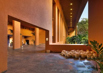 Las Brisas Ixtapa hotel thumbnail 2