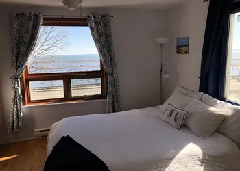 Les Pinsons des Rives hotel thumbnail 5