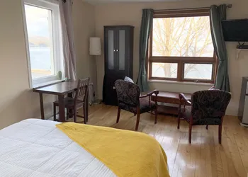 Les Pinsons des Rives hotel thumbnail 8