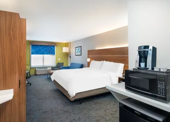 Holiday Inn Express & Suites Dahlonega by IHG hotel thumbnail 6
