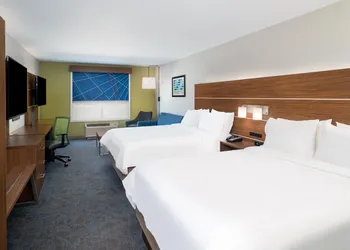Holiday Inn Express & Suites Dahlonega by IHG hotel thumbnail 8