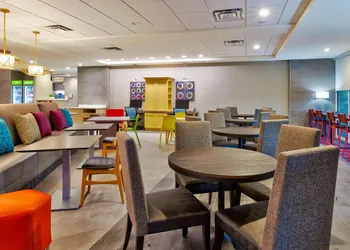 Home2 Suites by Hilton Tucson Airport hotel thumbnail 3