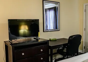 Skyland Motel Inn & Suites hotel thumbnail 8