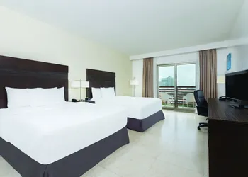 Wyndham Garden Cancun Downtown hotel thumbnail 5