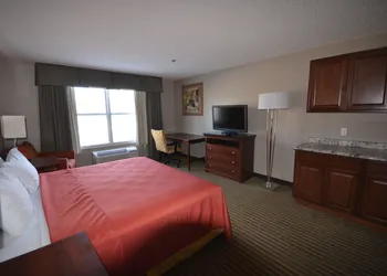 TownSquare Place hotel thumbnail 8