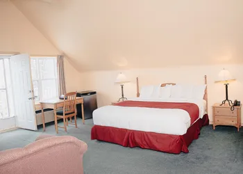 Ceilidh Country Lodge hotel thumbnail 6