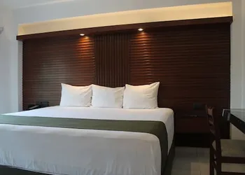 Hotel Colonial hotel thumbnail 6