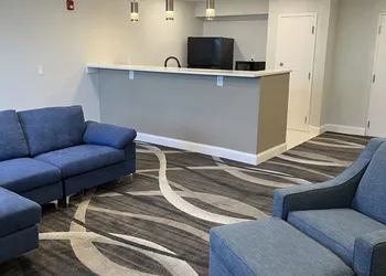 Opal Hotel & Suites hotel thumbnail 2