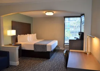 Opal Hotel & Suites hotel thumbnail 3