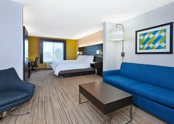 Holiday Inn Express Hotel & Suites Cleveland - Richfield by IHG hotel thumbnail 2