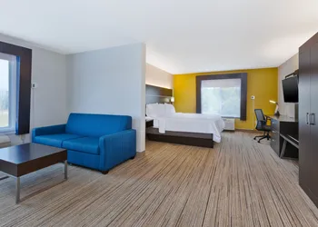 Holiday Inn Express Hotel & Suites Cleveland - Richfield by IHG hotel thumbnail 3