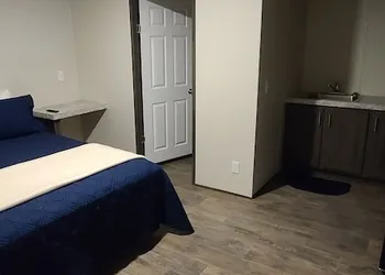 Custom Touch Village-Sulphur hotel thumbnail 3