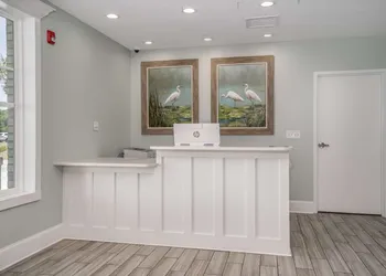 Lighthouse Suites - Best Western Signature Collection hotel thumbnail 2