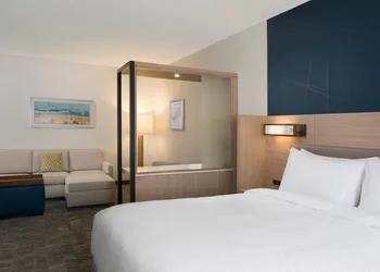 SpringHill Suites by Marriott Amelia Island hotel thumbnail 5