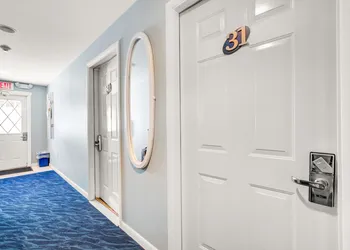 Surf City Hotel hotel thumbnail 6