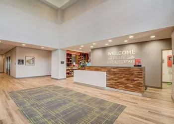 Hampton Inn & Suites Williamstown Ark Encounter hotel thumbnail 8