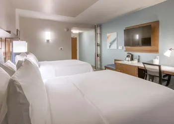EVEN Hotel Atlanta - Ballpark Area by IHG hotel thumbnail 4