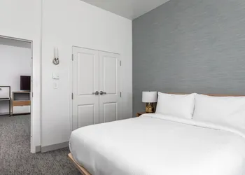 TownePlace Suites by Marriott® Orlando Near Universal hotel thumbnail 8