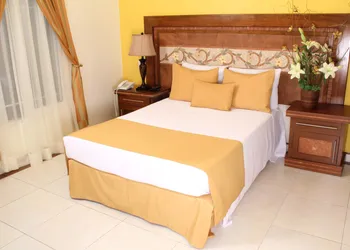 Hotel Villa Las Margaritas Sucursal Caxa hotel thumbnail 4