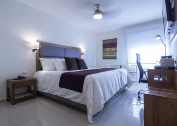 Hotel Misión Express Mérida Alta Brisa hotel thumbnail 7