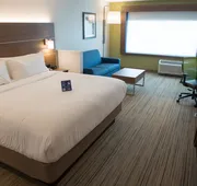Holiday Inn Express & Suites Orland Park - Mokena by IHG hotel detail image 7