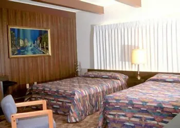 O'Haire Manor Motel and Apartments hotel thumbnail 4