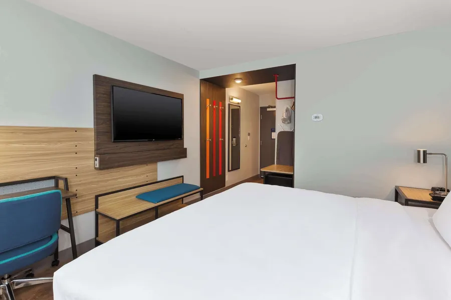 Tru By Hilton Comstock Park Grand Rapids hotel detail image 6