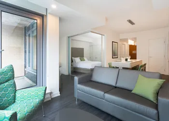 reStays Ottawa hotel thumbnail 3