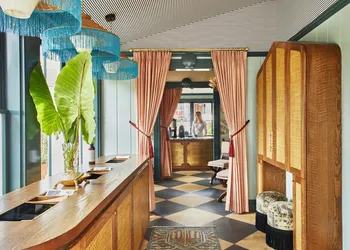 Faraway Nantucket hotel thumbnail 2