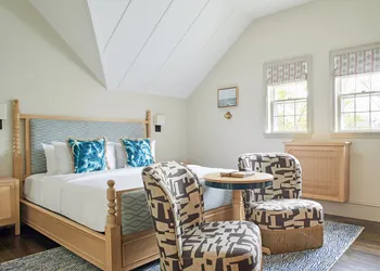 Faraway Nantucket hotel thumbnail 6