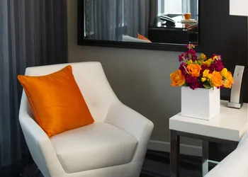 Courtyard by Marriott New York Manhattan / Central Park hotel thumbnail 3