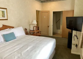 Stearns Hotel hotel thumbnail 6