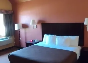 Shary Inn and Suites hotel thumbnail 3