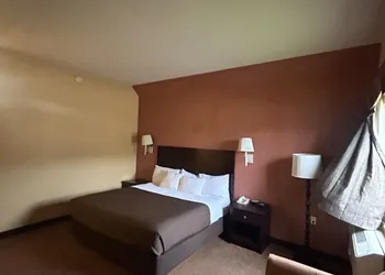 Shary Inn and Suites hotel thumbnail 6