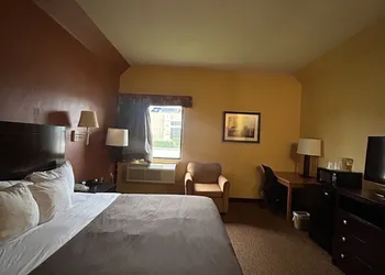 Shary Inn and Suites hotel thumbnail 7